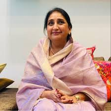 DyCM